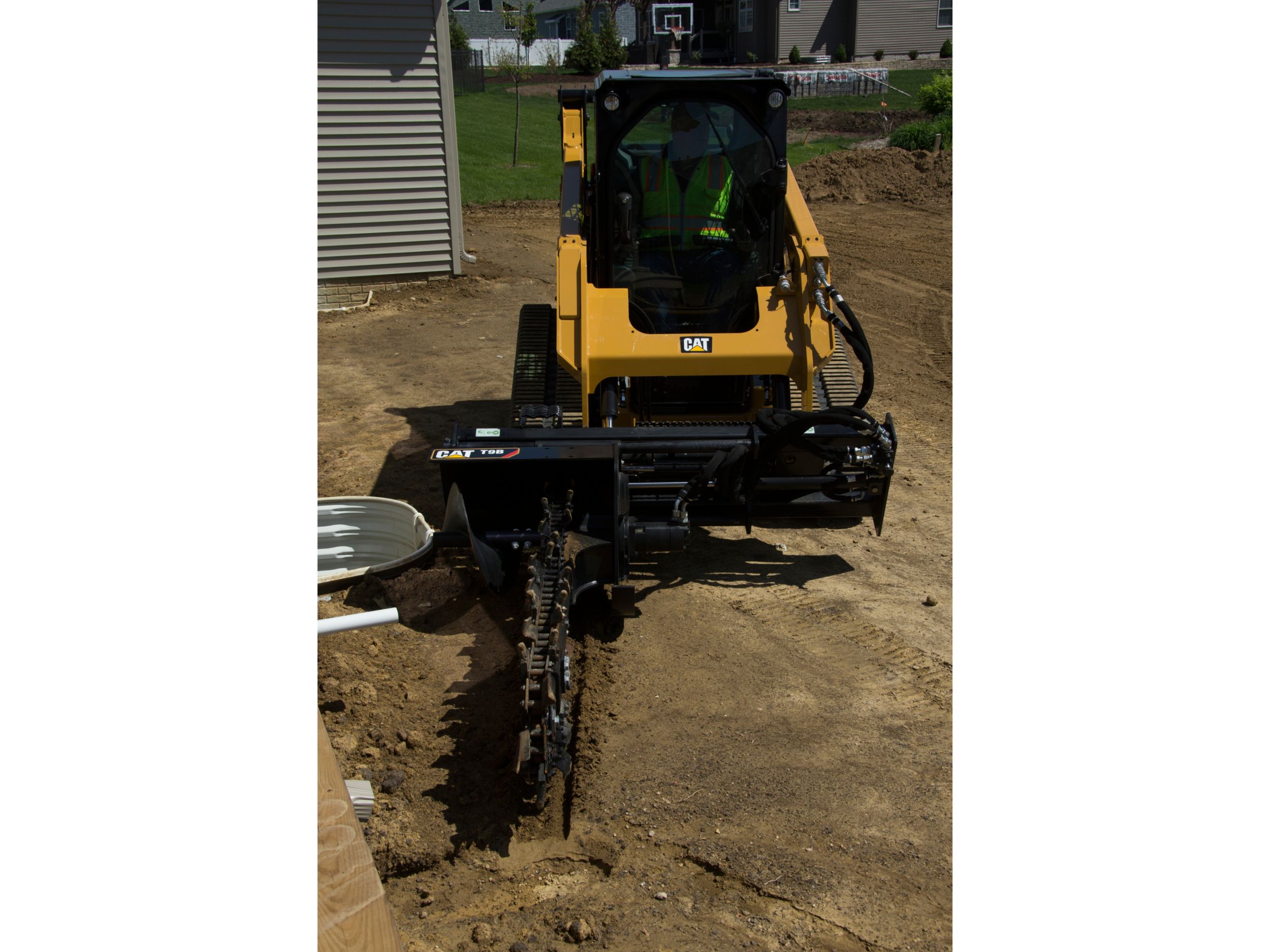 T9B Manual Trencher with standard teeth | Finning CAT