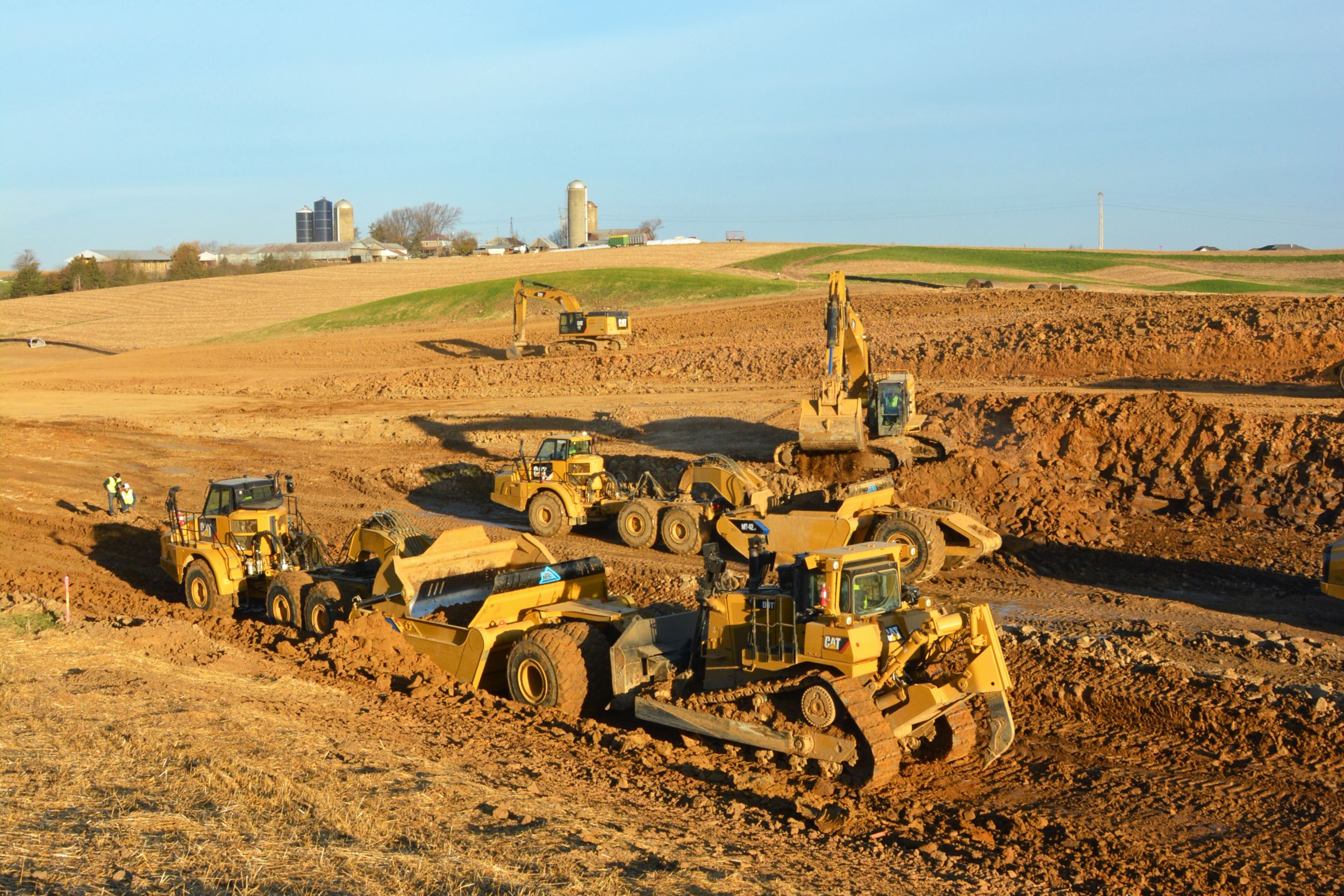 Mobile Track Solutions works with Caterpillar OEM Solutions to fill earthmoving niches not covered by the traditional Cat machine family.