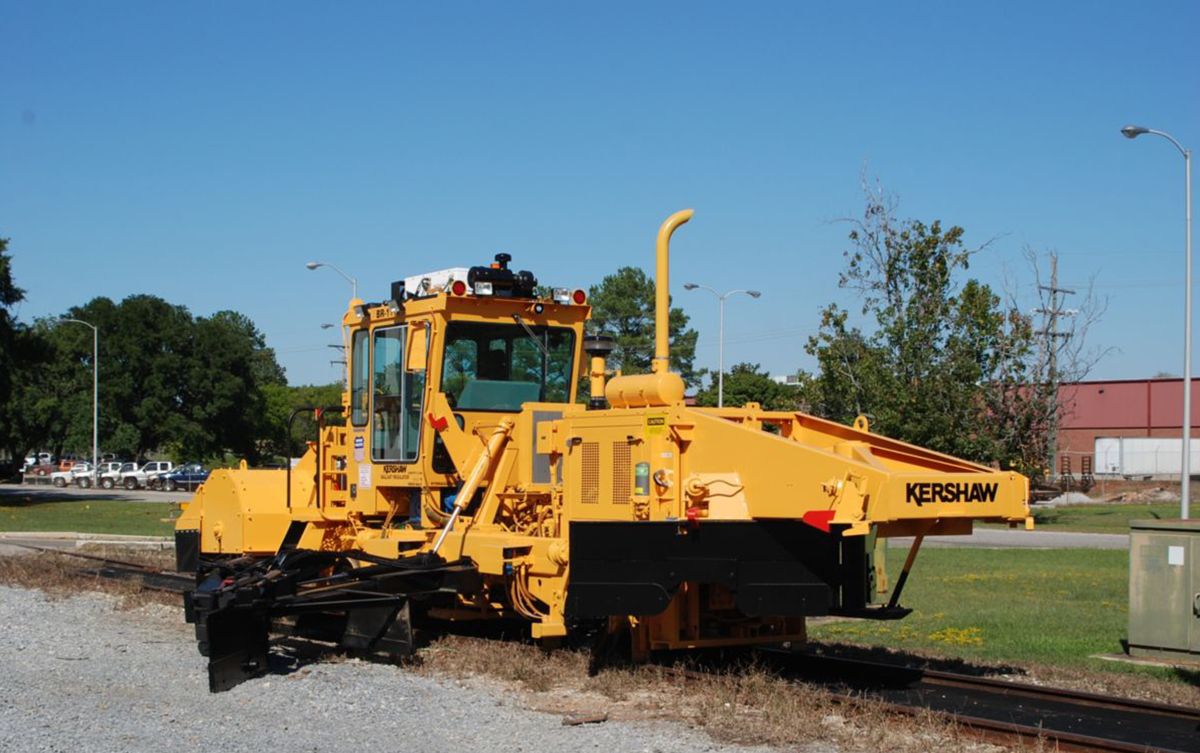 Progress Rail Kershaw 462 Ballast Regulator