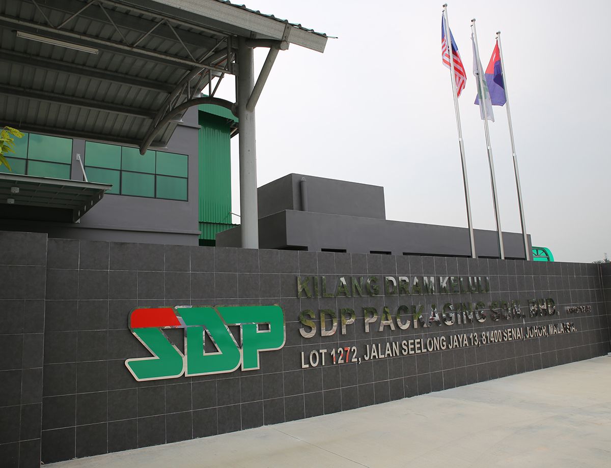 SDP Packaging Sdn. Bhd. manufactures steel barrels for industrial storage and transport.