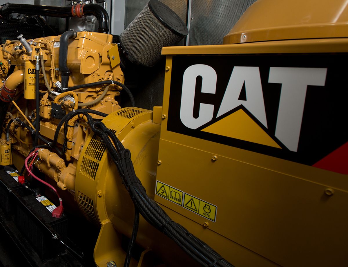 CHI St. Alexius Health worked with the local Cat dealer, Butler Machinery, to design a customized backup power system including six Cat C15 500kW standby diesel generator sets with Cat Engine Paralleling and Integration Controls (EPIC) and two Cat flywheel uninterruptible power supply (UPS).