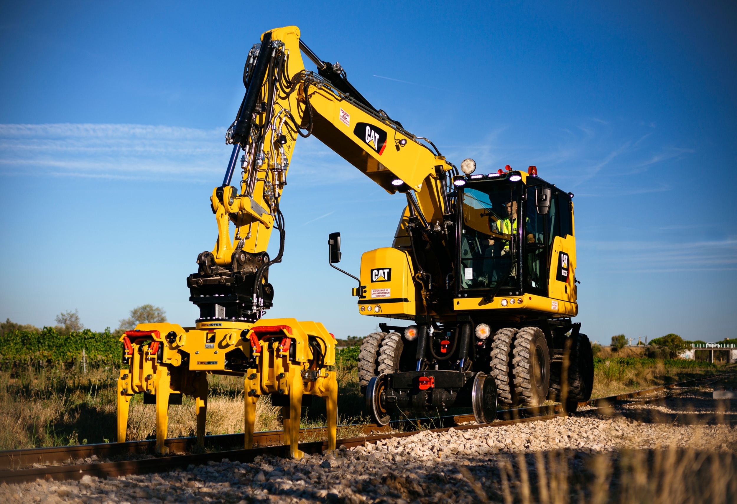Cat M323F Caterpillar