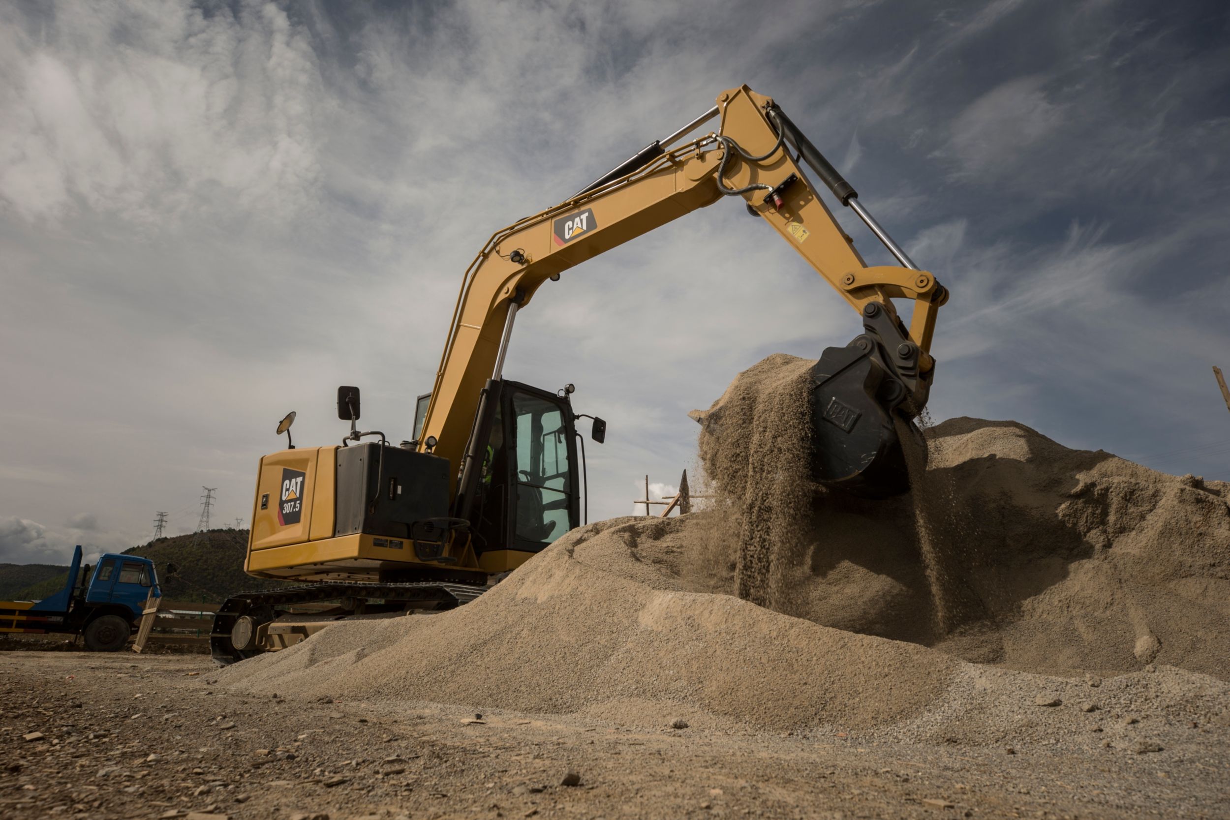 The new Cat 307.5 Next Generation mini excavator