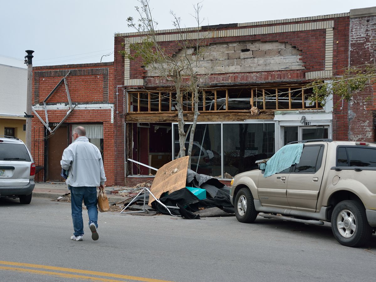 When lines are knocked out during storms, the ability to deliver mobile power generation is key to recovery.