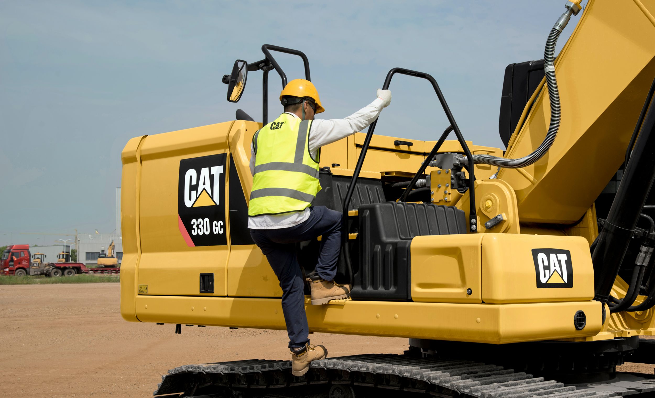 cat-330-gc-caterpillar