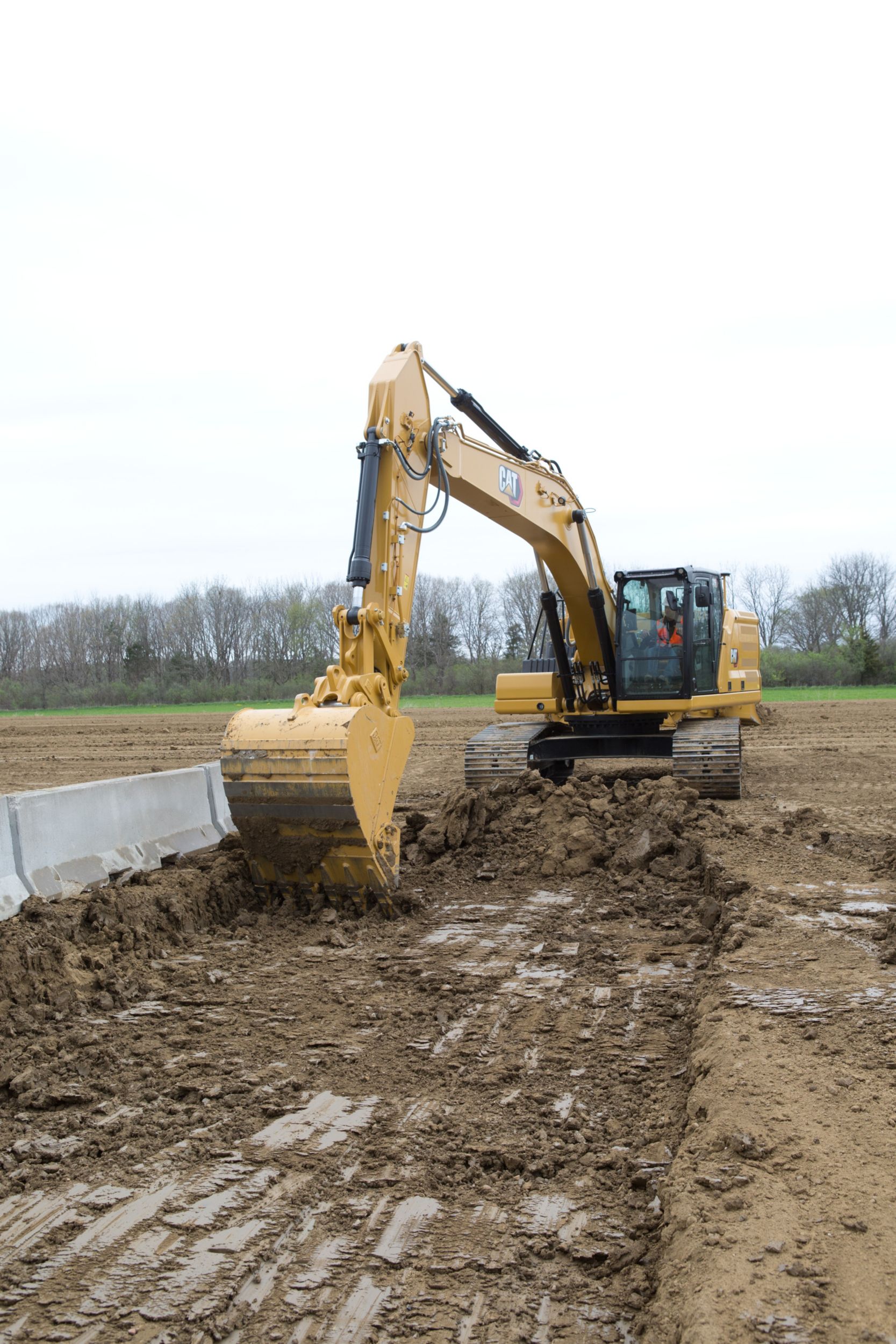 Excavadora Cat 326