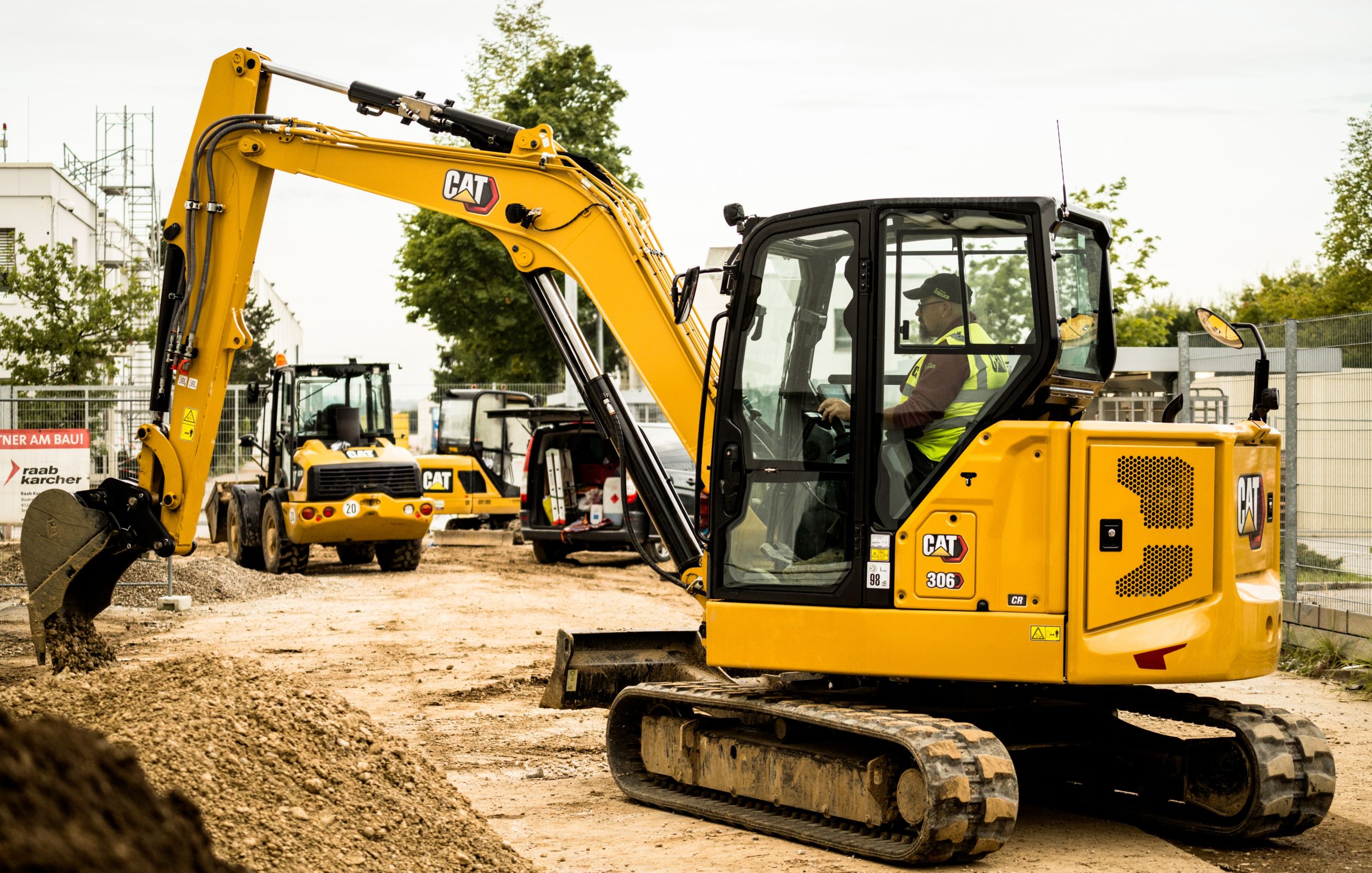 Caterpillar Launches 6-tonne Class | Cat | Caterpillar