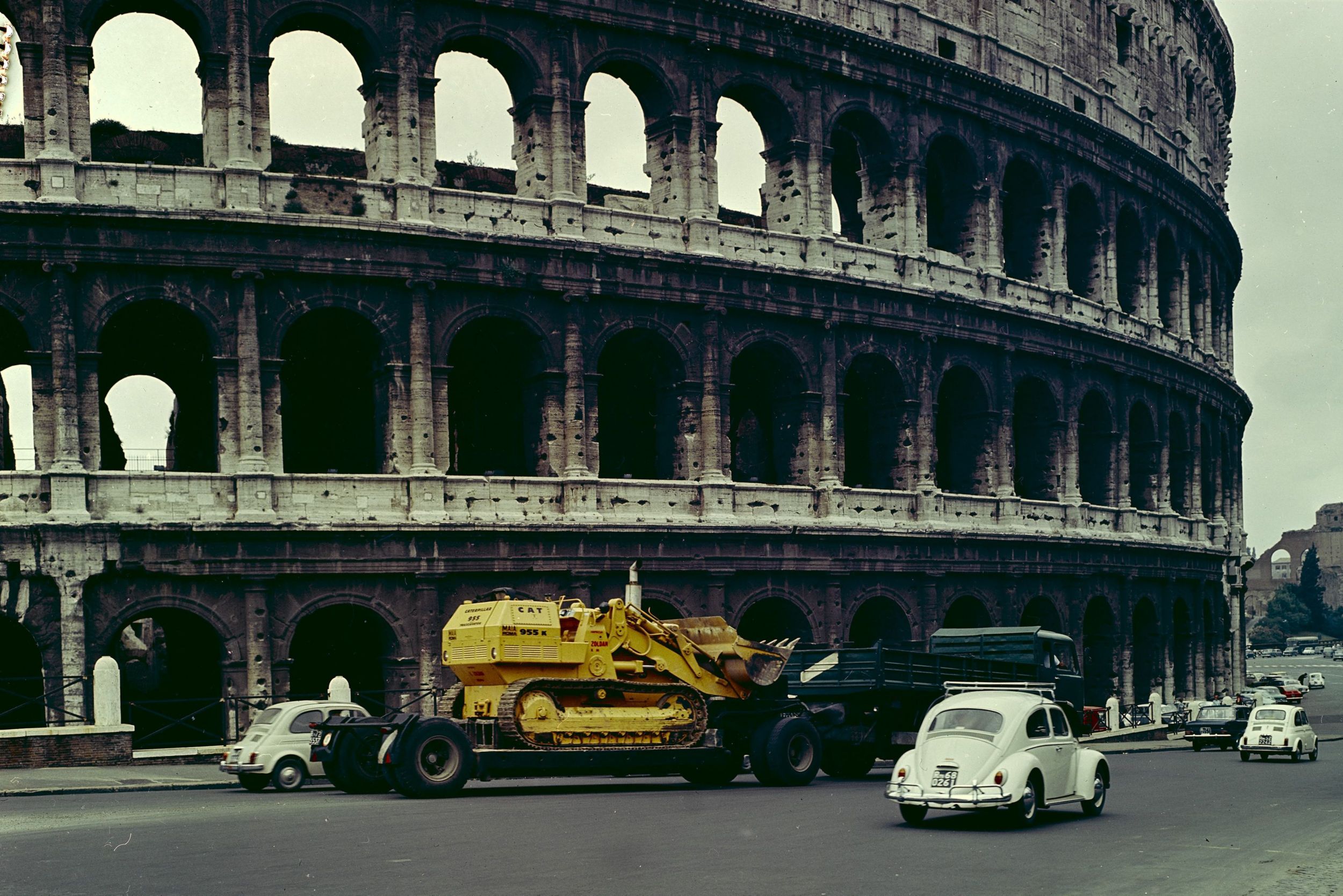 Caterpillar in italia