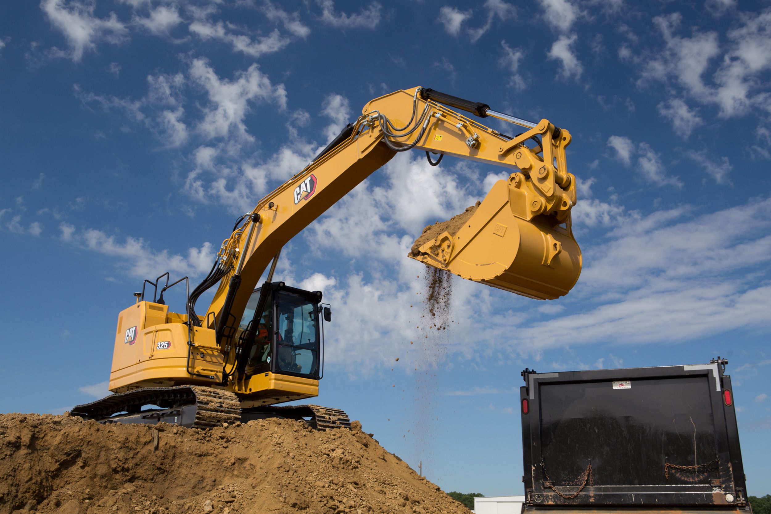 Cat 325 Excavator