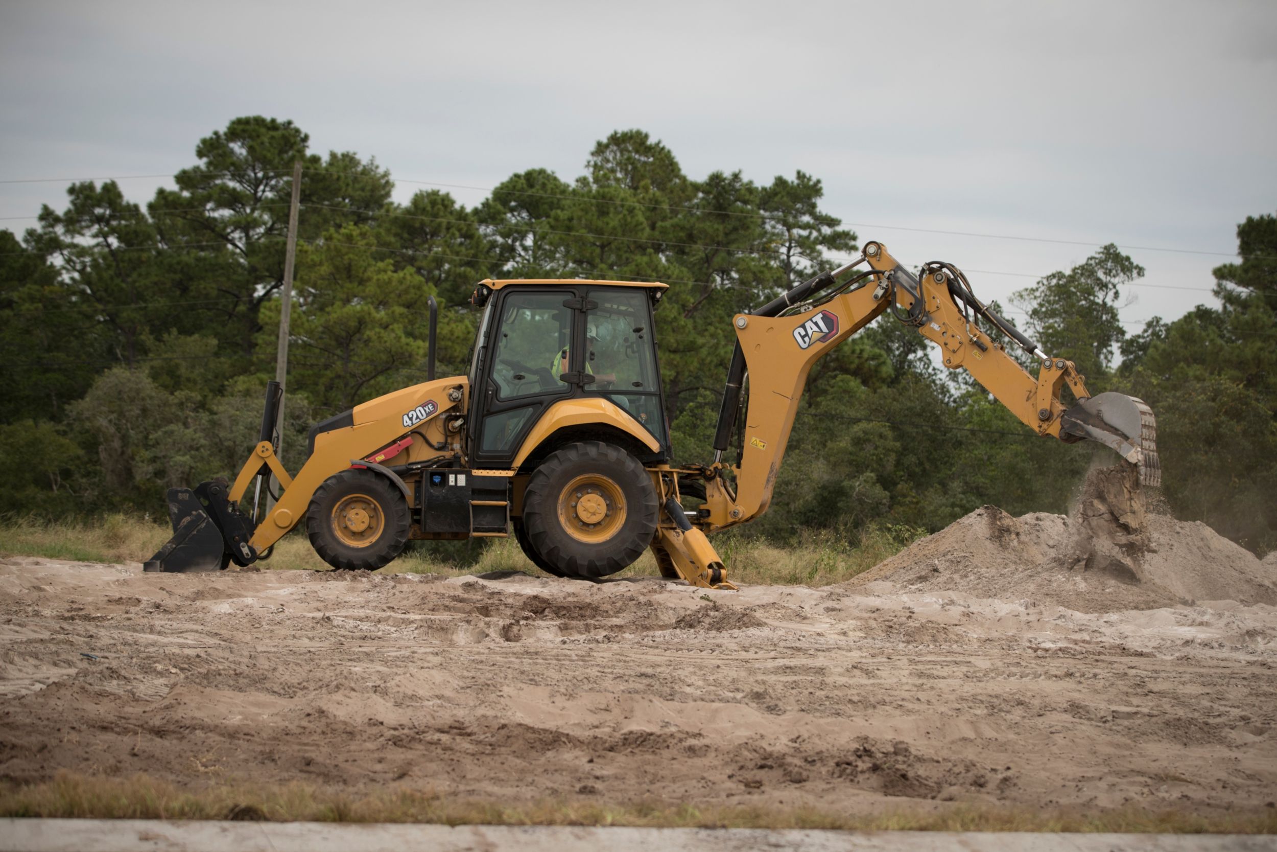 Cat 420 XE Backhoe Loader