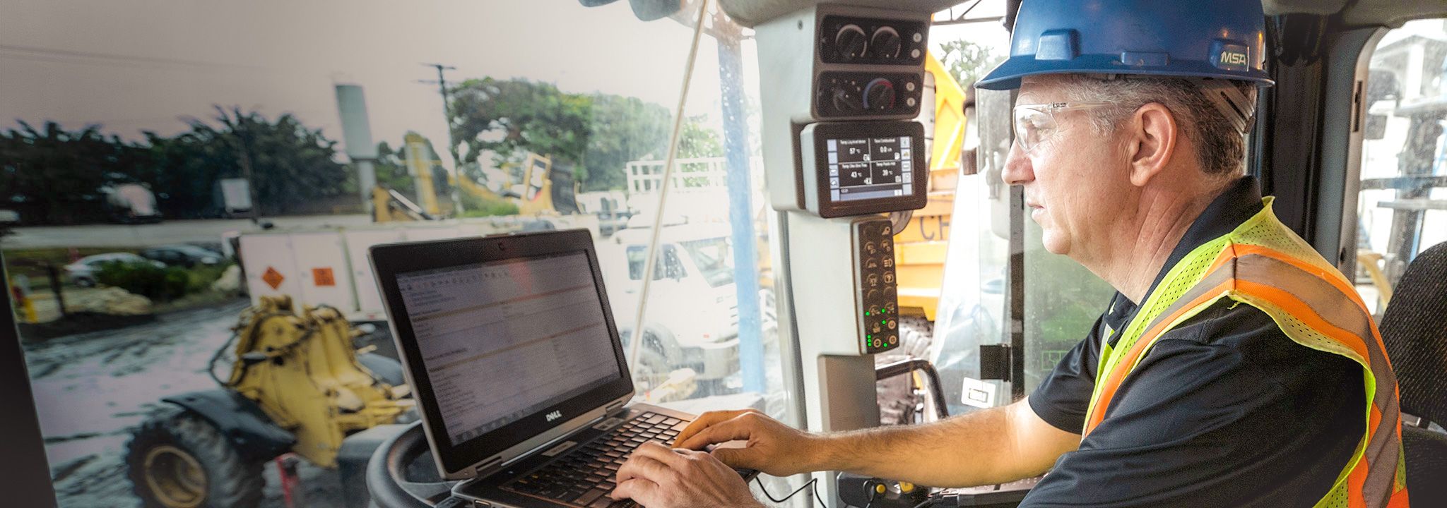 CAT® DIGITAL SERVICES AND INDUSTRY SOLUTIONS