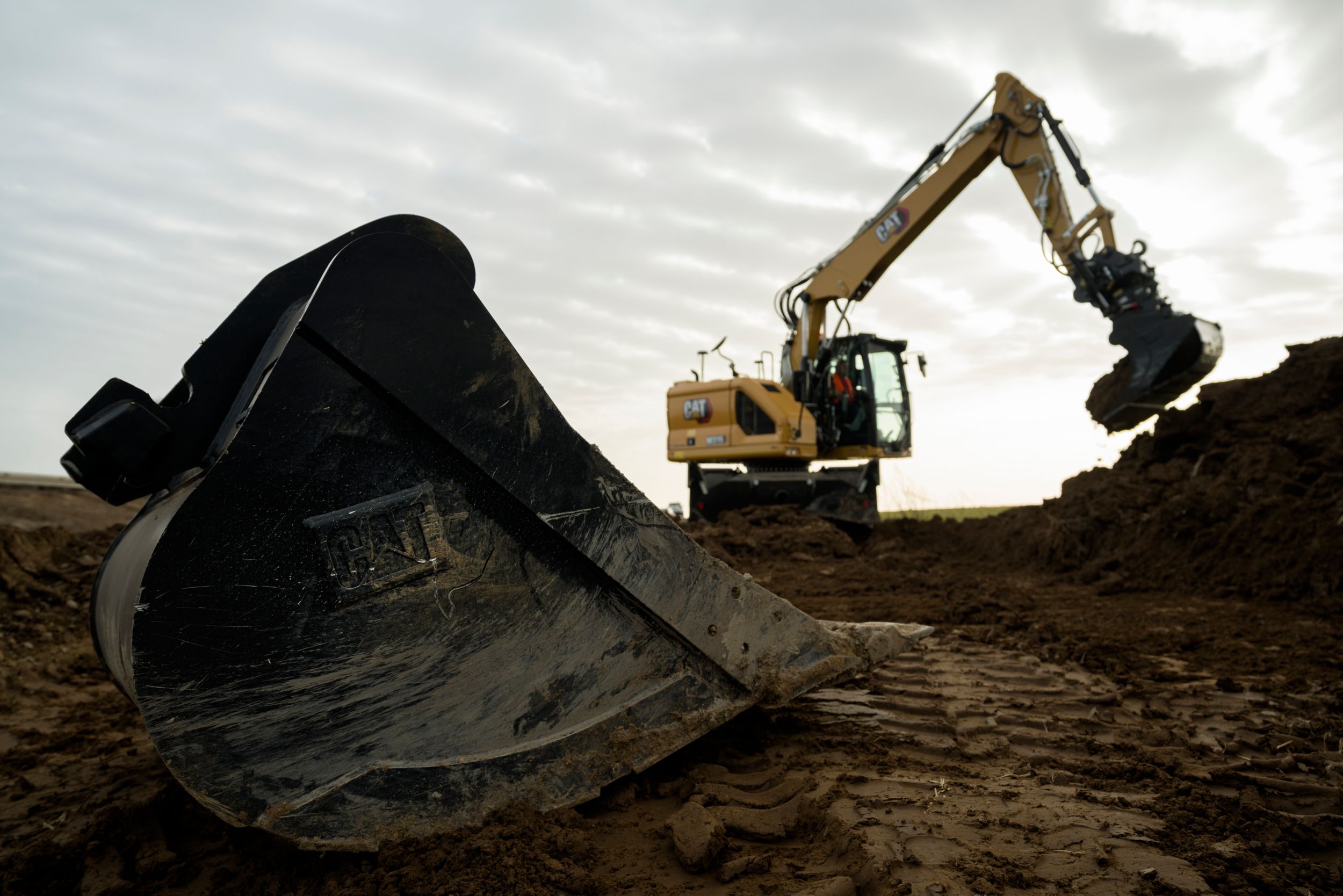 Five Tips for Choosing Excavator Attachments