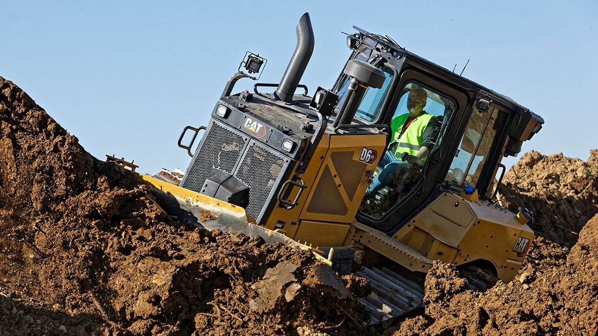 Caterpillar Machines for Heavy-duty Operations 