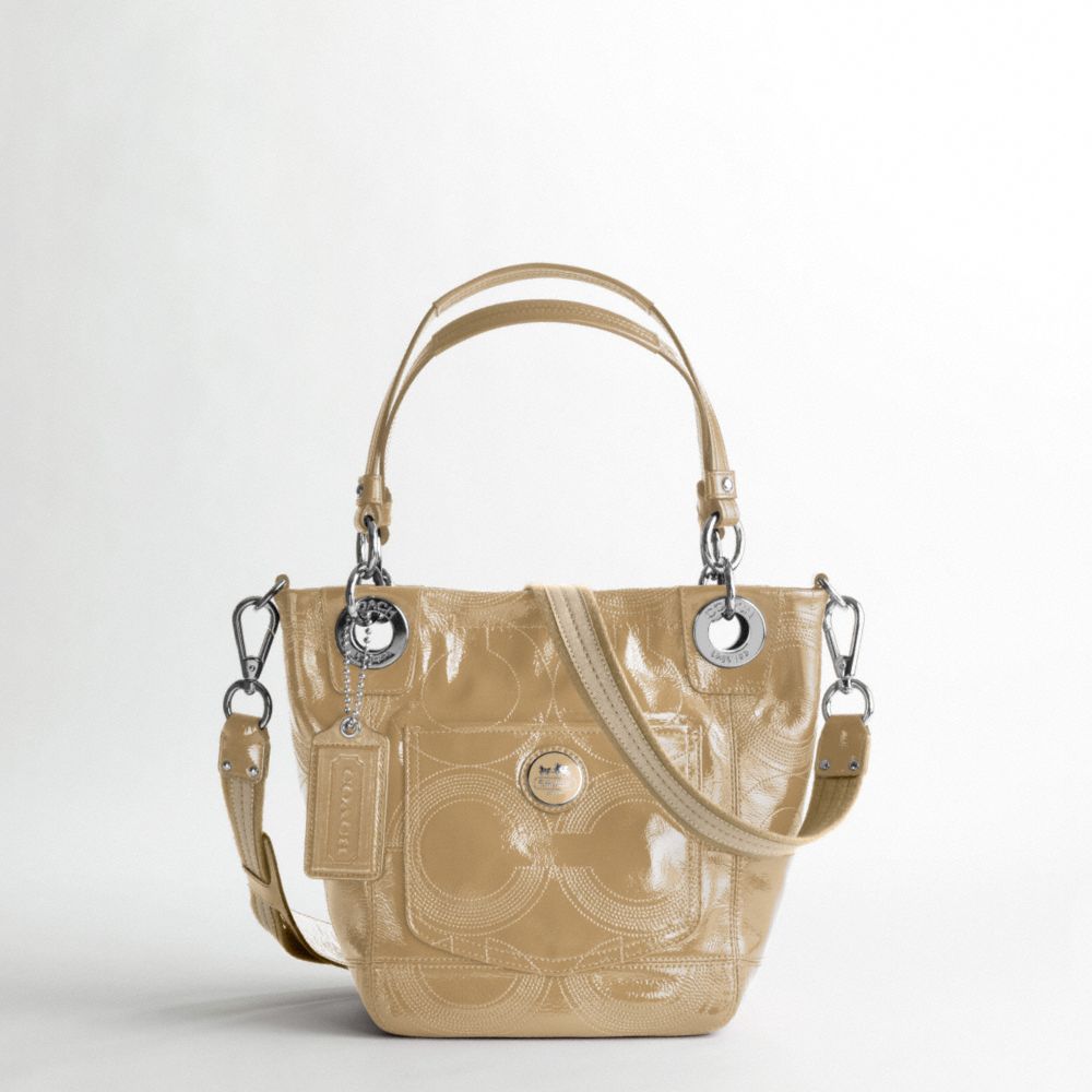 アレックス スティッチド パテント スモール トート &yen;52,500
