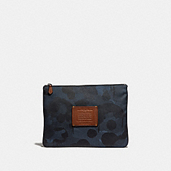 COACH LARGE MULTIFUNCTIONAL POUCH WITH WILD BEAST PRINT - DENIM - 29976