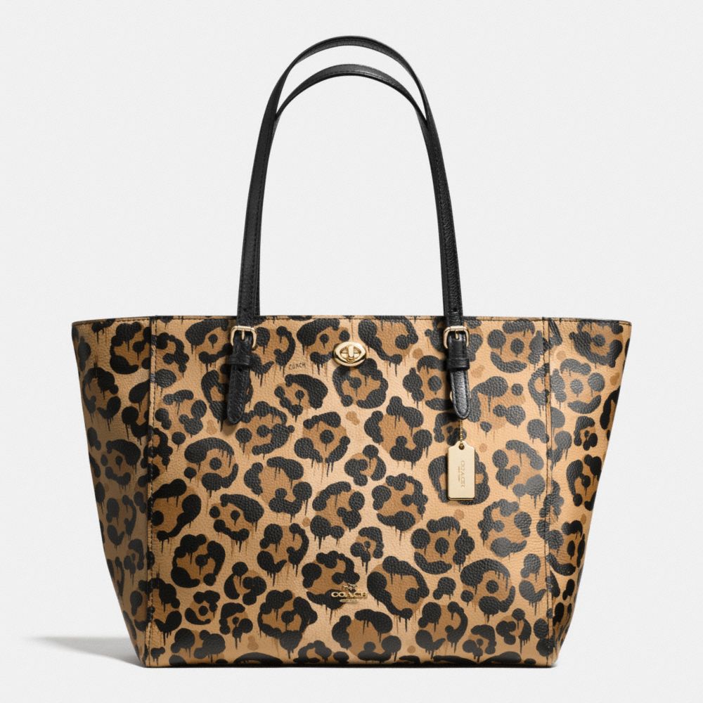 coach wristlets official