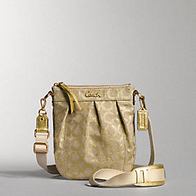 http://s7d2.scene7.com/is/image/Coach/42516_mkhgd_a0?$product_image$