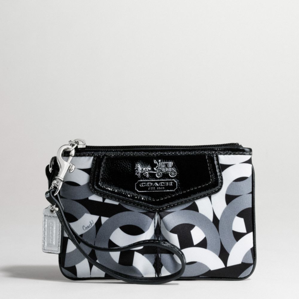 MADISON OP ART CHAINLINK WRISTLET $48.00