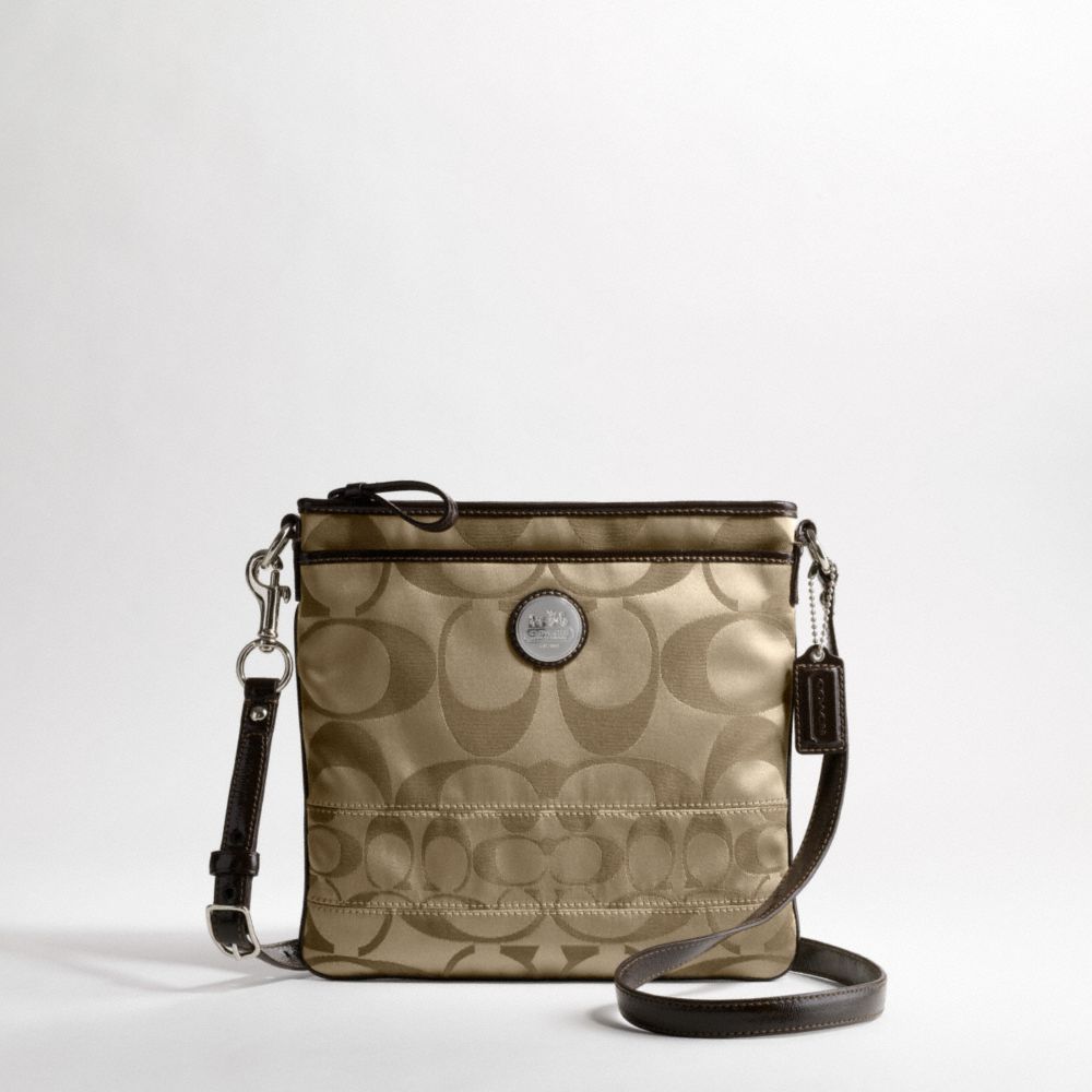 アレックス シグネチャー ラージ スウィングパック &yen;29,400