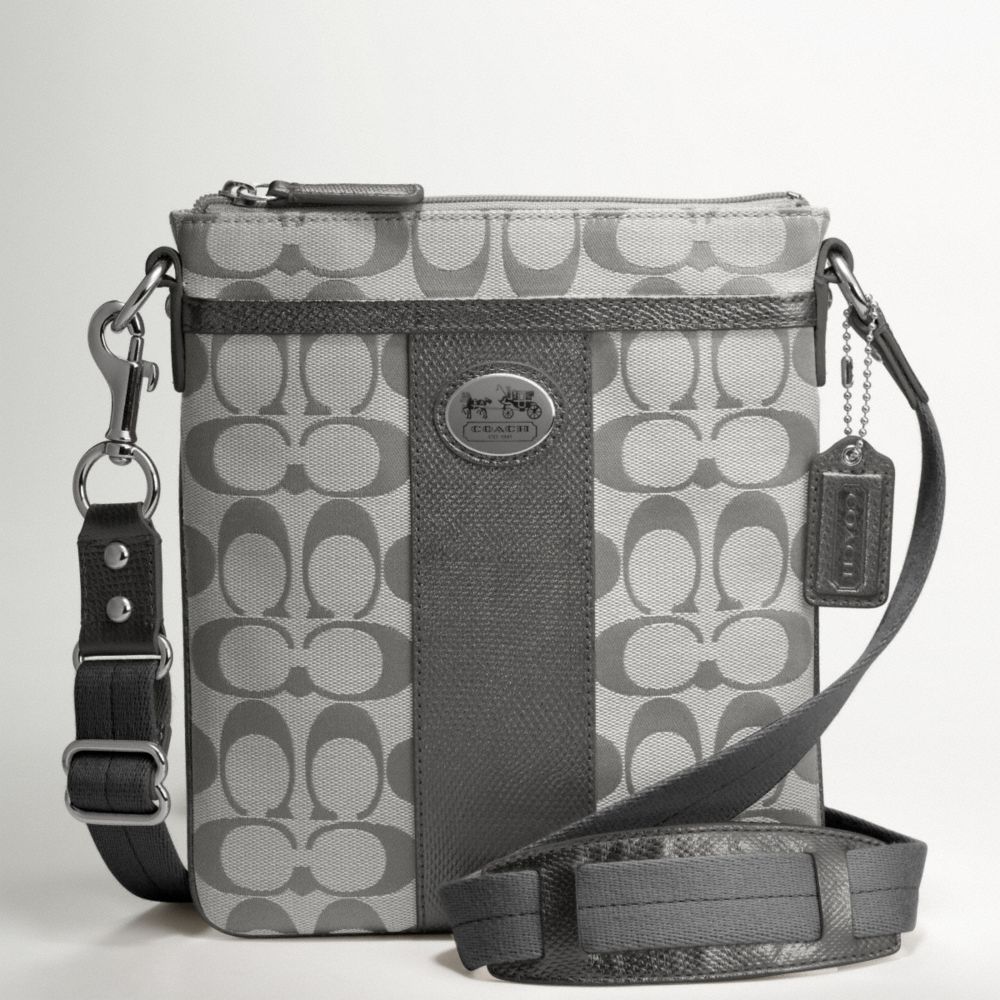 SUTTON SIGNATURE SWINGPACK