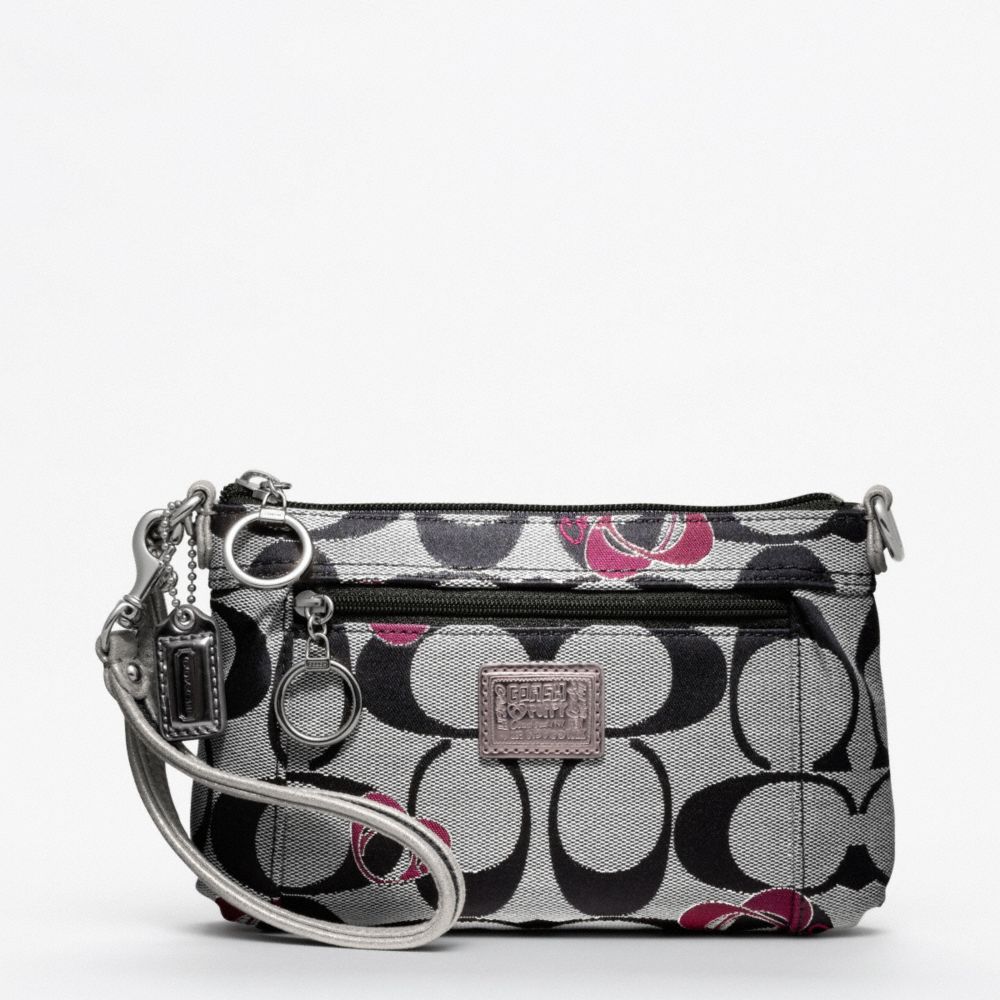 coach wristlets poppy