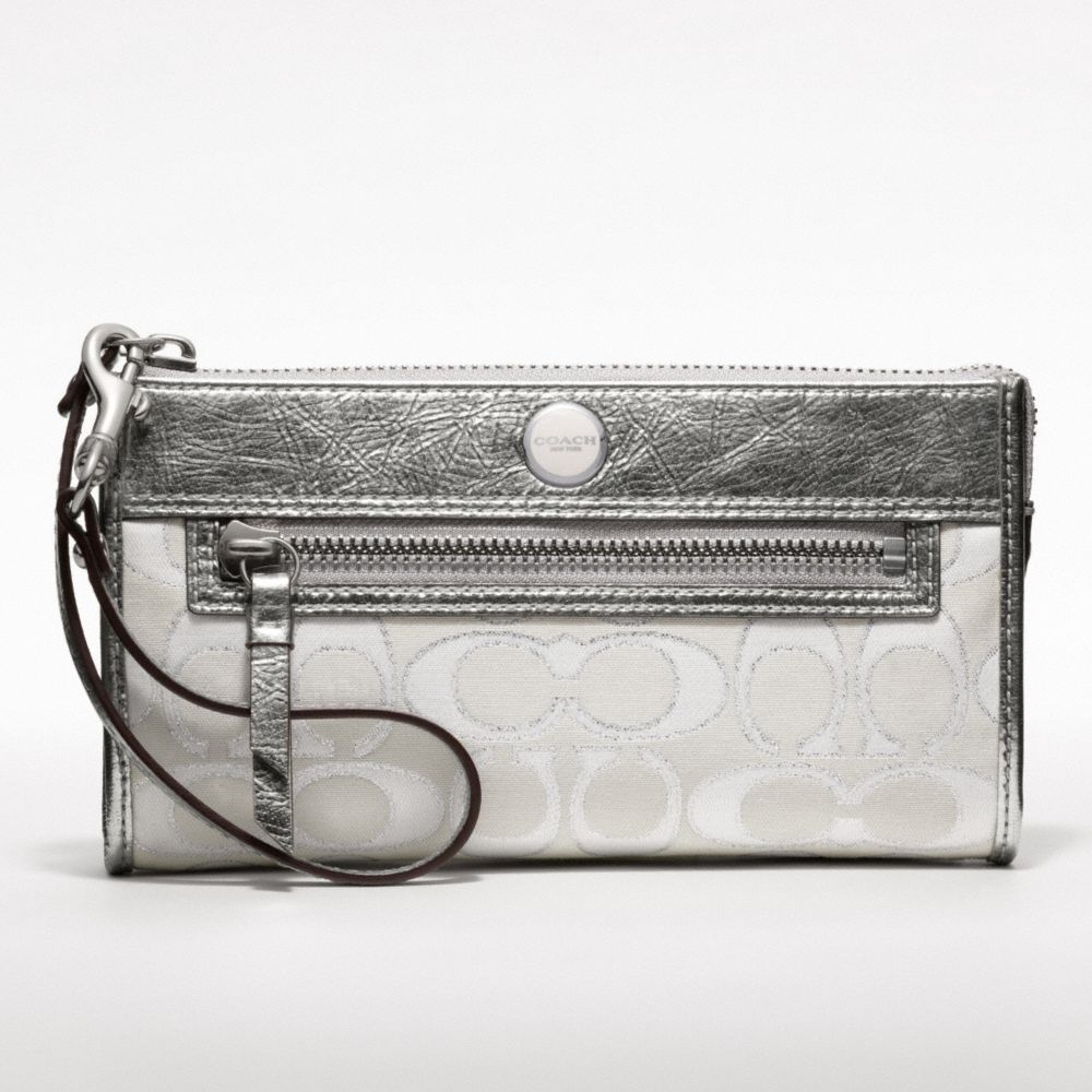 coach wristlets zippy