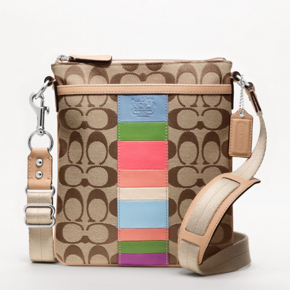 HAMPTONS WEEKEND SIGNATURE STRIPE SWINGPACK