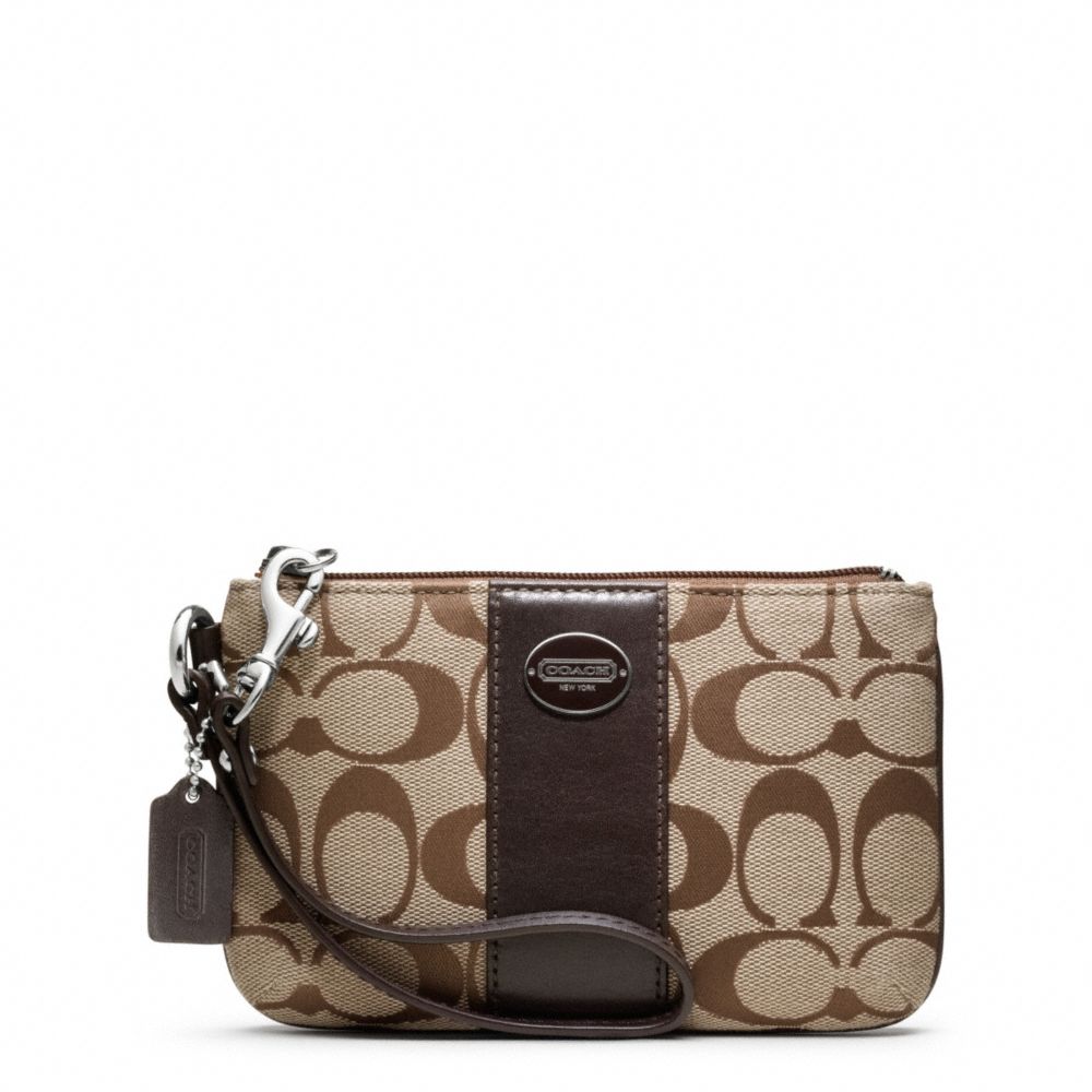 Legacy Signature Small Wristlet