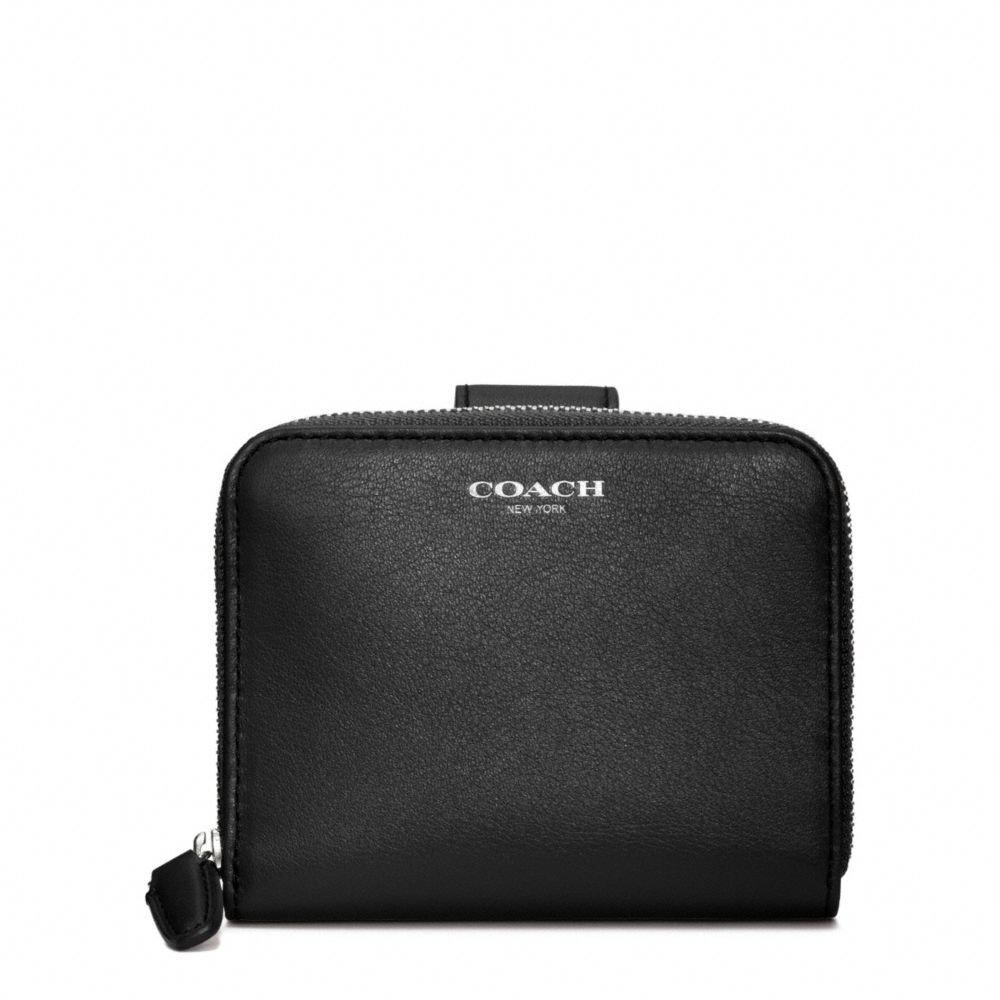 LEGACY LEATHER MEDIUM ZIP AROUND WALLET