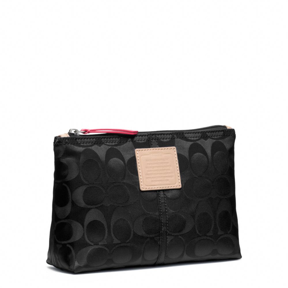 LEGACY WEEKEND NYLON MEDIUM COSMETIC CASE
