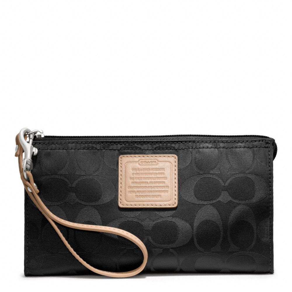 LEGACY WEEKEND NYLON ZIPPY WALLET