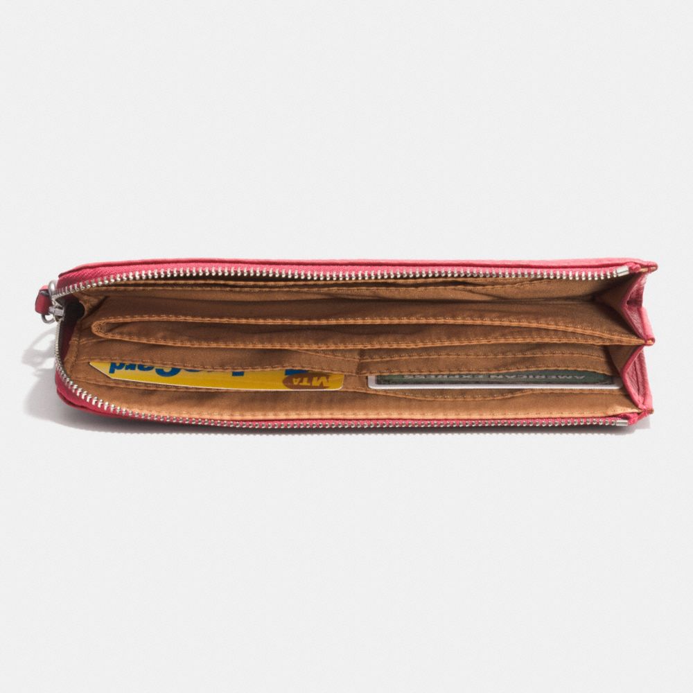 coach wallets zipp