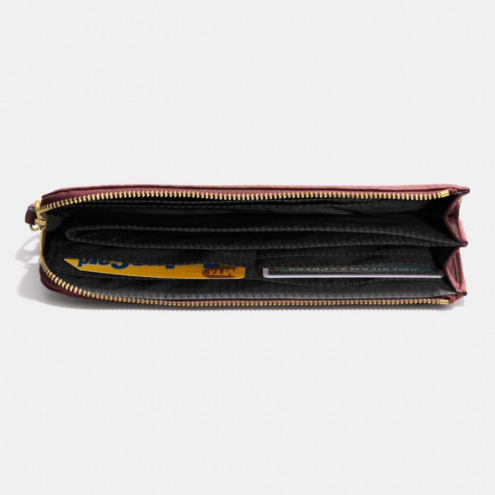 coach wallets zipp