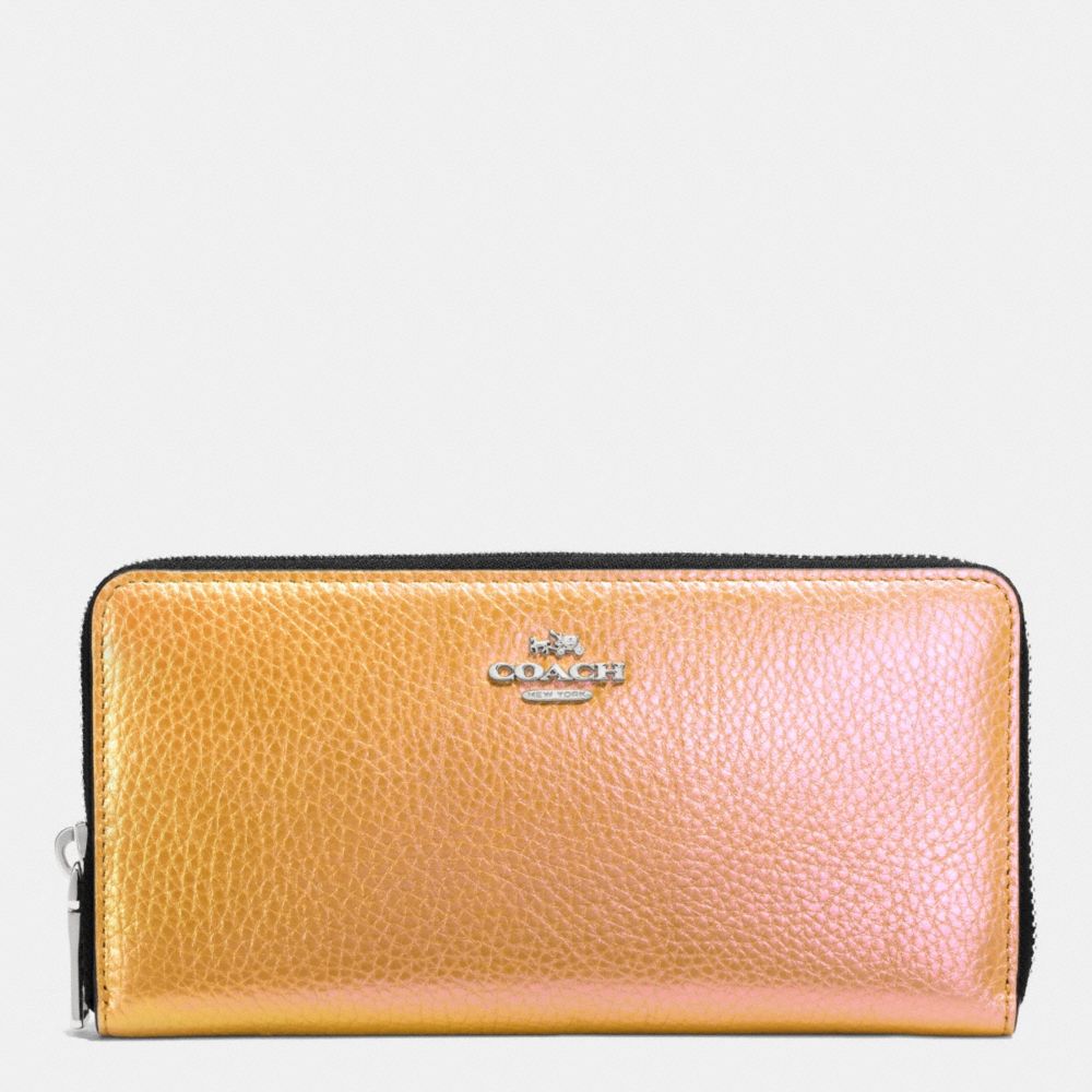 coach wallets hologram