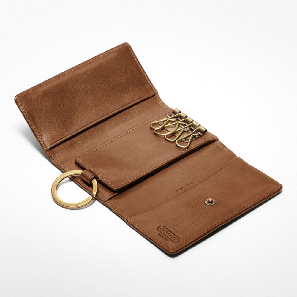 BLEECKER LEGACY LEATHER 4 RING KEY CASE