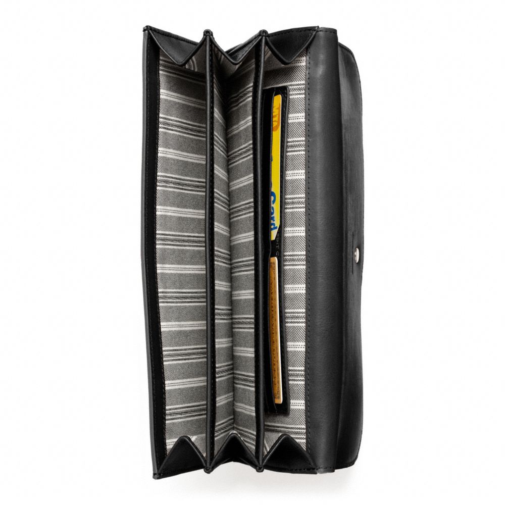 Bleecker Canvas Travel Wallet