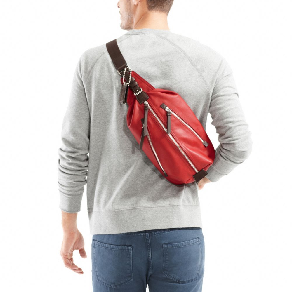 THOMPSON LEATHER SLING PACK