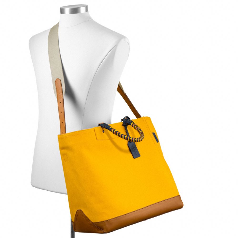 BLEECKER BEACH CANVAS TOTE