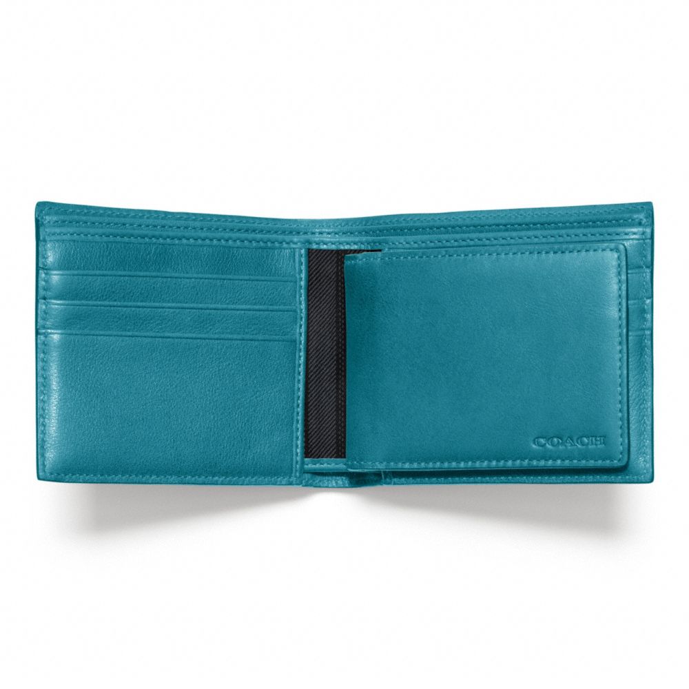 BLEECKER LEGACY LEATHER COMPACT ID