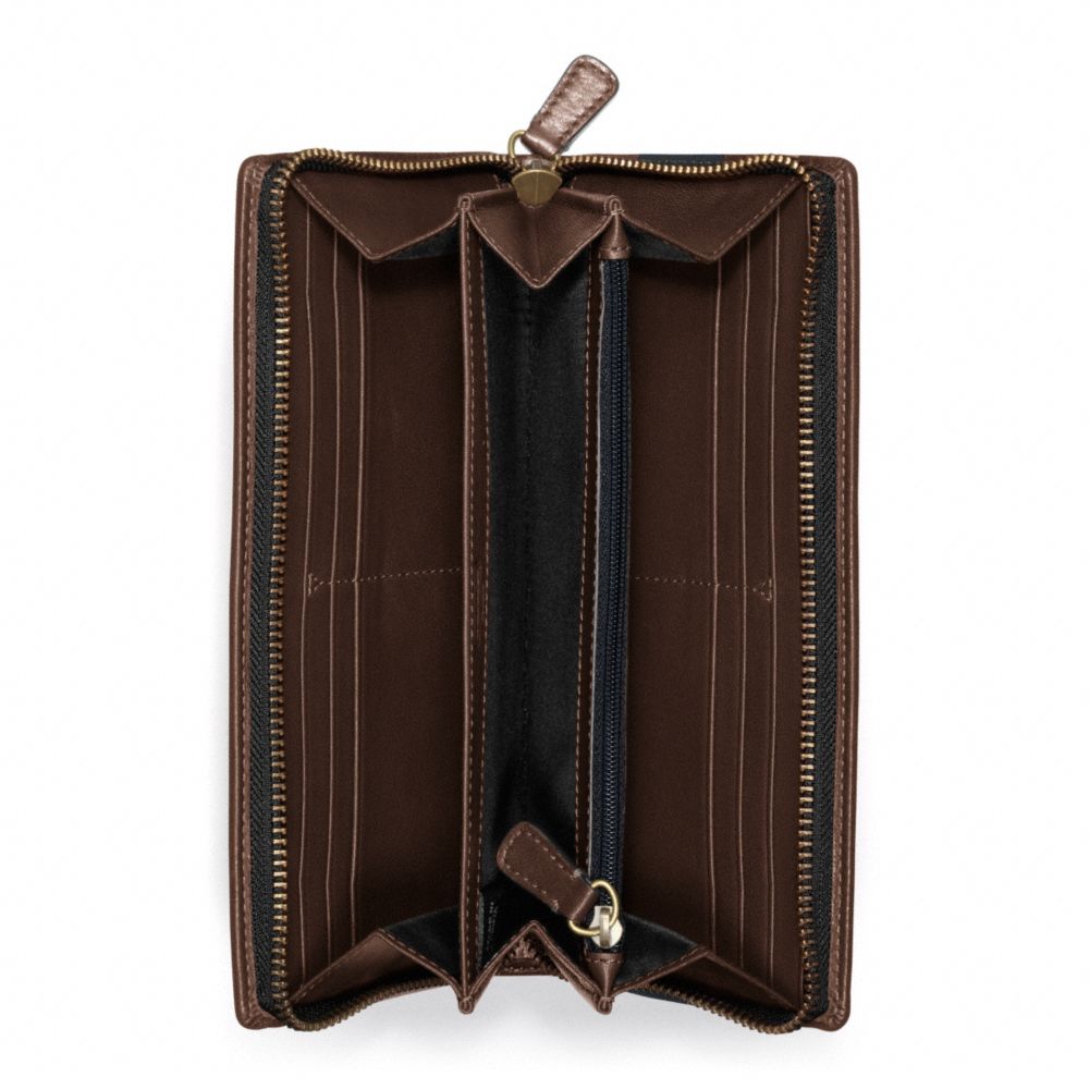 BLEECKER LEGACY DEBOSSED STRIPE ACCORDION ZIP
