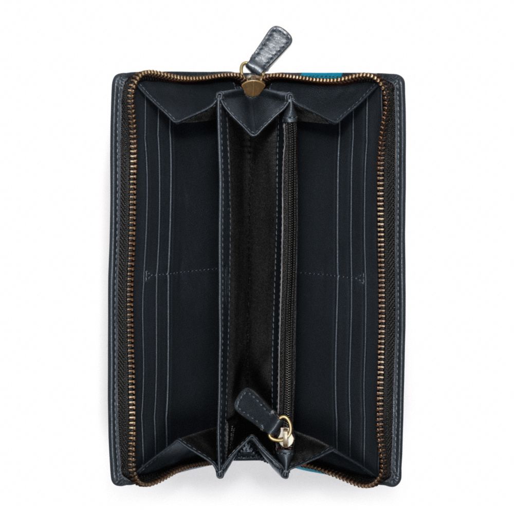 BLEECKER LEGACY DEBOSSED STRIPE ACCORDION ZIP