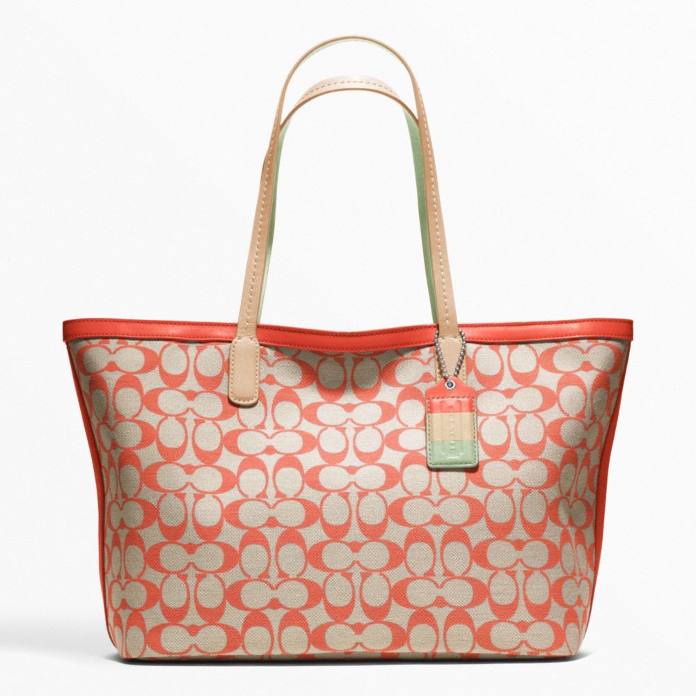 WEEKEND PRINTED SIGNATURE ZIP TOP TOTE - COACH F23107 - SILVER/LIGHT KHAKI/CORAL