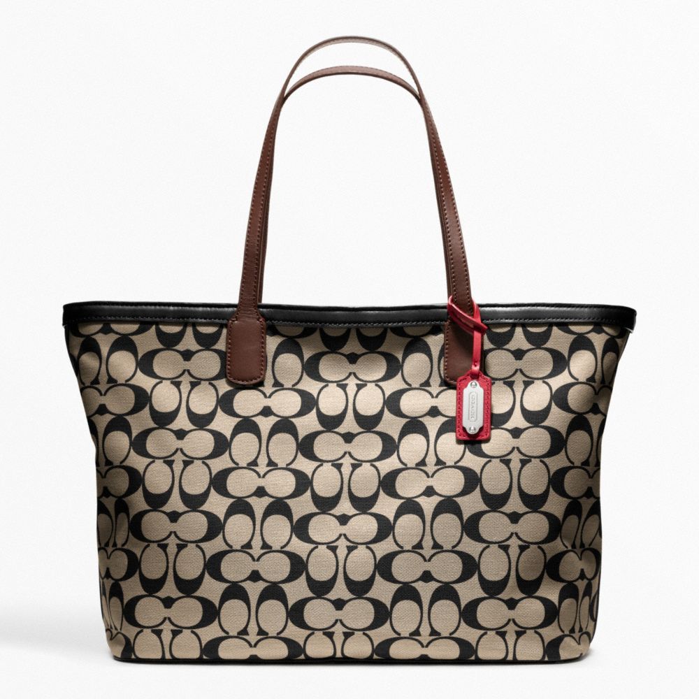 COACH WEEKEND PRINTED SIGNATURE ZIP TOP TOTE - SILVER/KHAKI/BLACK - F23107