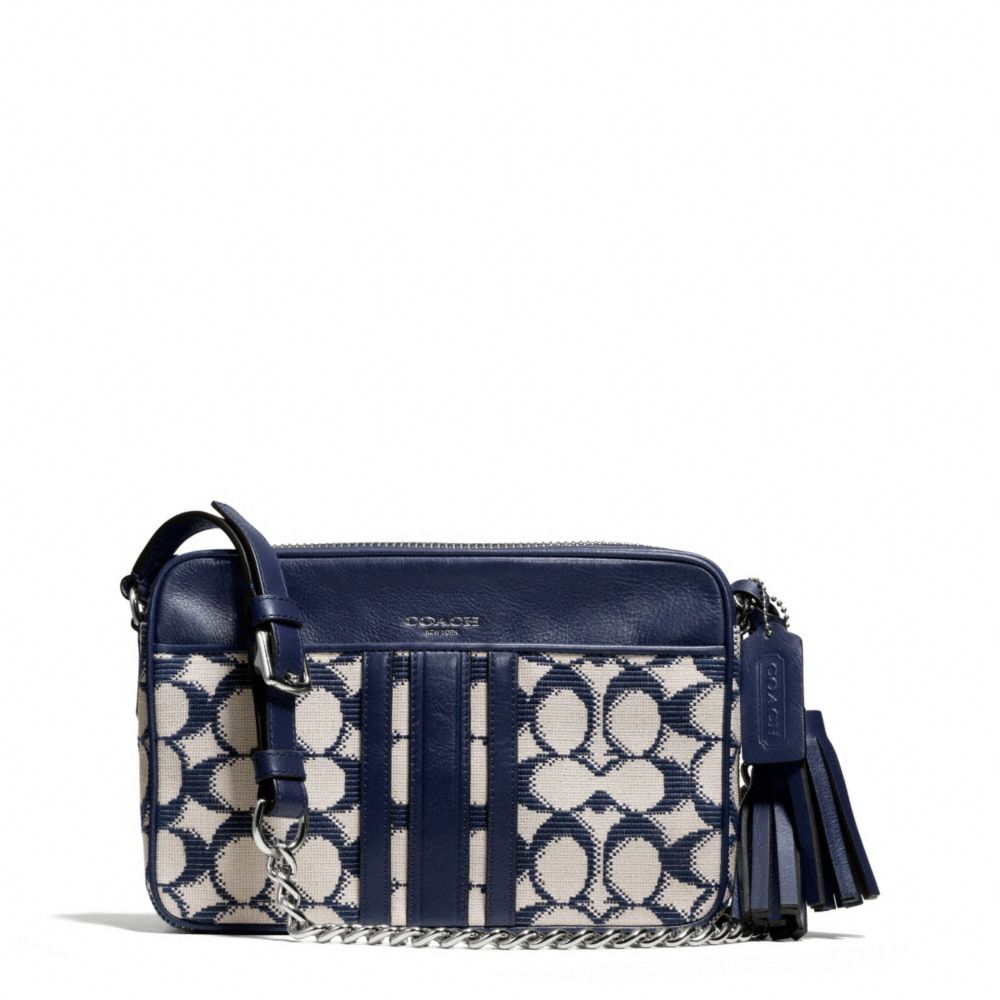 COACH NEEDLEPOINT SIGNATURE FLIGHT BAG - SILVER/NAVY - F25376