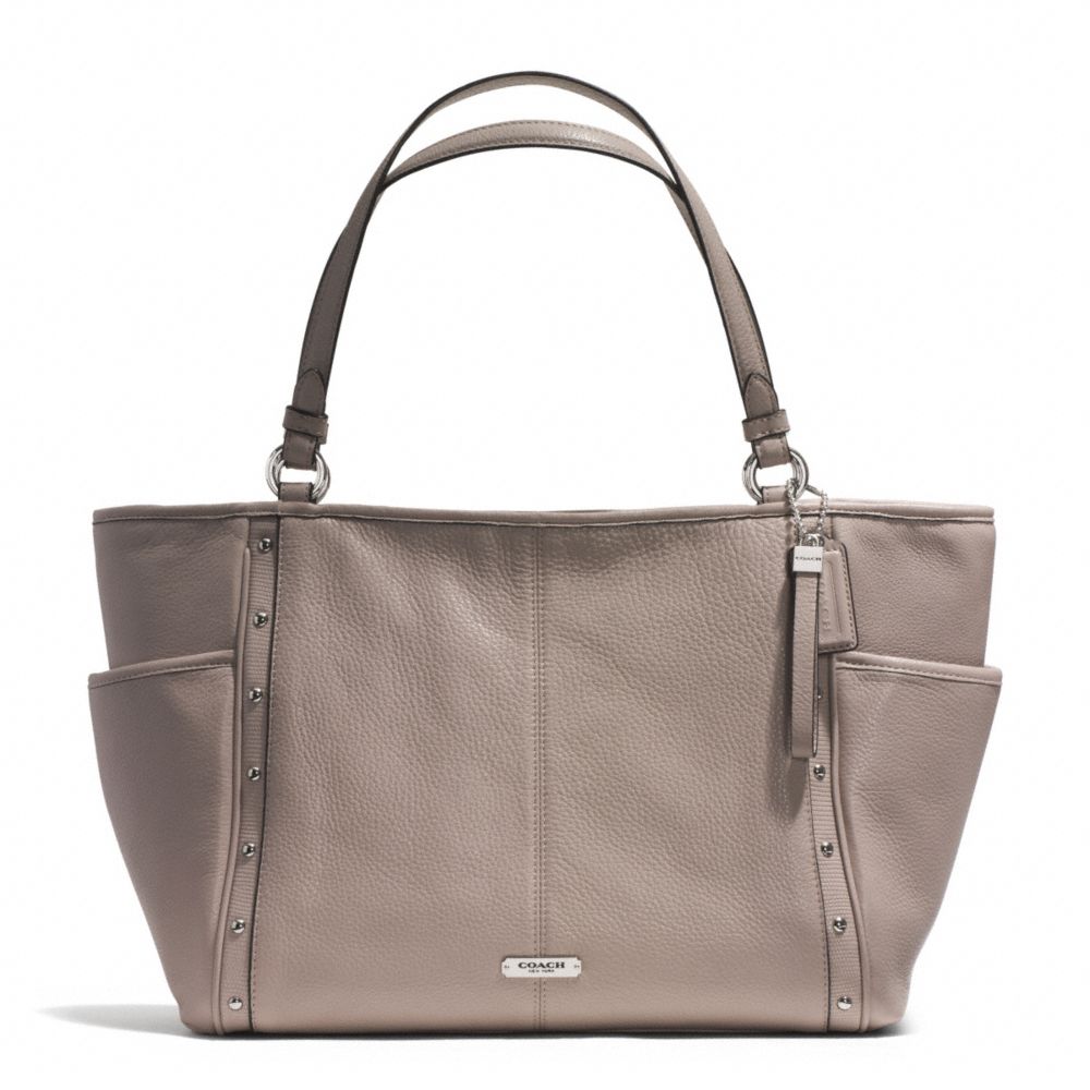 PARK STUDDED CARRIE TOTE - COACH f31286 - SILVER/PUTTY