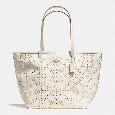 COACH LARGE STREET TOTE IN MINI STUDDED LEATHER - LIGHT GOLD/CHALK - f35163