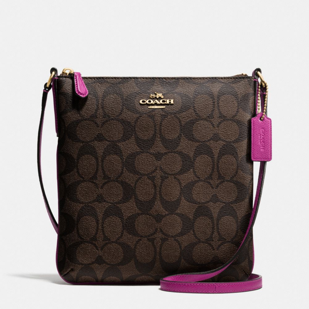 COACH NORTH/SOUTH CROSSBODY IN SIGNATURE - IMITATION GOLD/BROWN/FUCHSIA - F35940