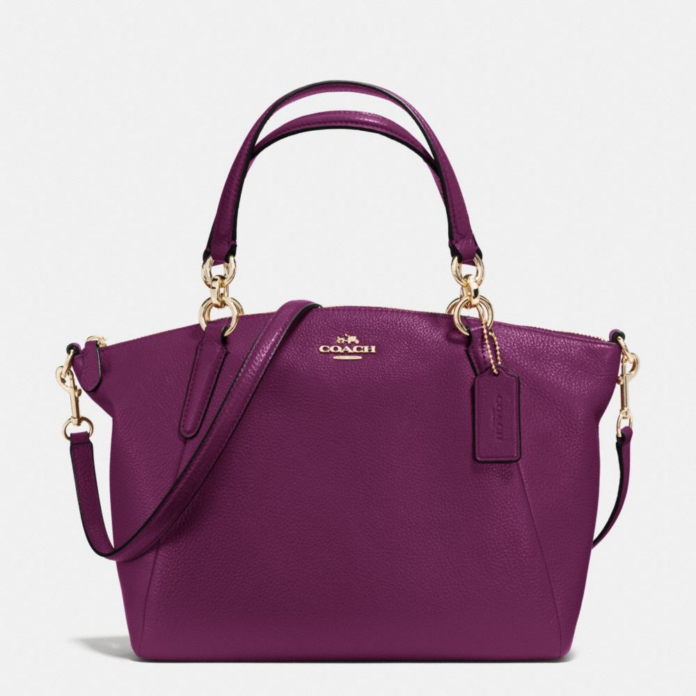 COACH SMALL KELSEY SATCHEL IN PEBBLE LEATHER - IMITATION GOLD/PLUM - F36675