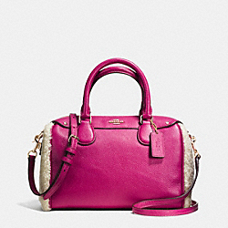 COACH MINI BENNETT SATCHEL IN SHEARLING AND LEATHER - IMITATION GOLD/CRANBERRY/NATURAL - F36689