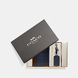 COACH BOXED PASSPORT CASE AND LUGGAGE TAG SET WITH TWILL PLAID PRINT - MIDNIGHT NAVY MULTI/BLACK ANTIQUE NICKEL - F38038